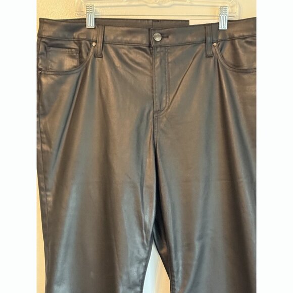 Chico’s So Slimming Women’s 16 Girlfriend Flare Pants Black Coated Edgy Chic - Picture 5 of 11